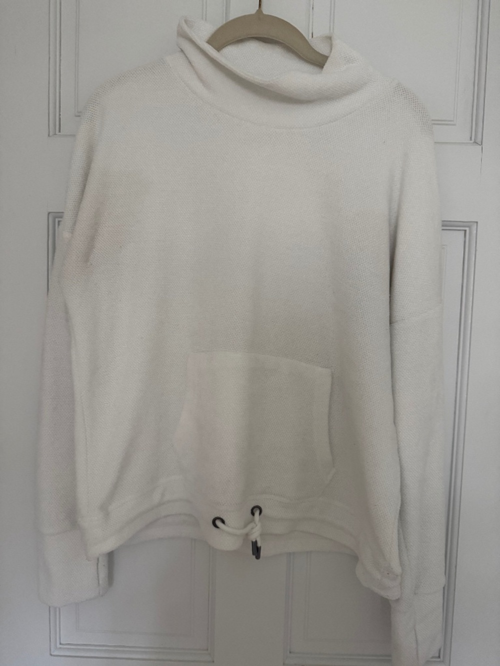 Zyia active mock neck sweatshirt